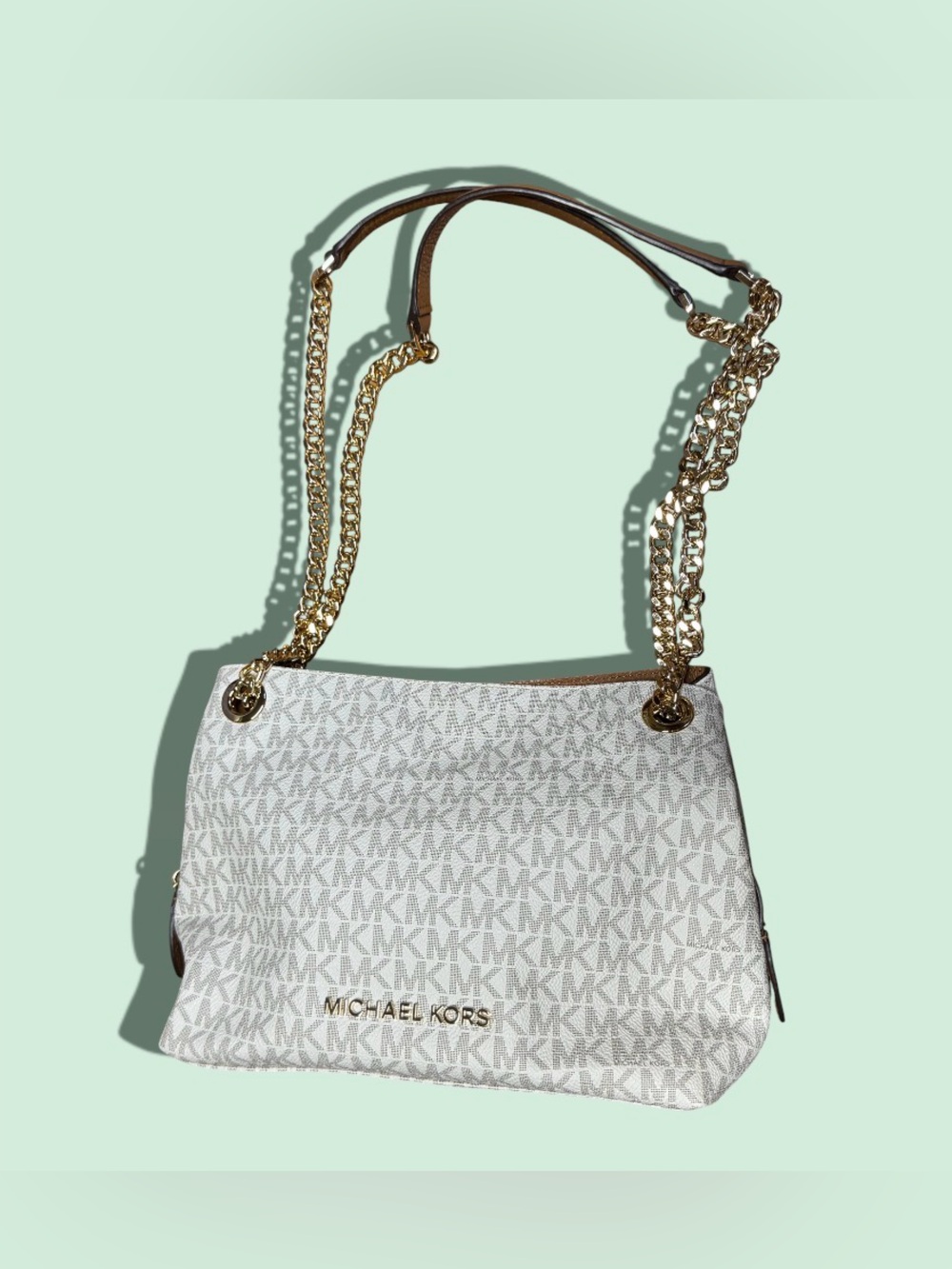 Like new! Michael Kors Jet Set Shoulder bag Vanilla